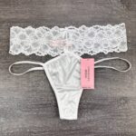 String Q8387 – Image 3