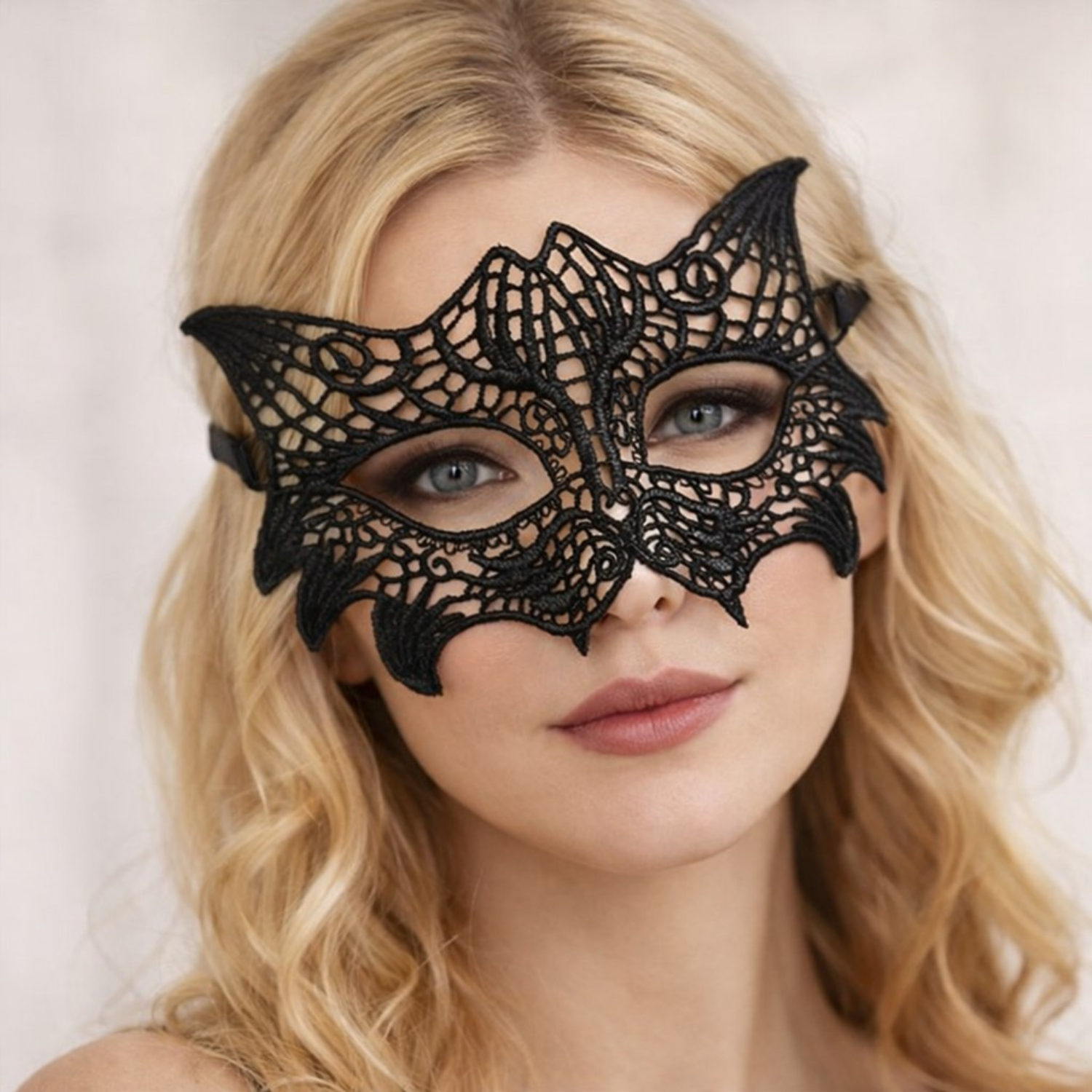 01 Masque MK09