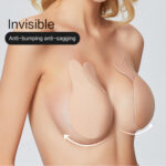 Soutien-gorge adhésif