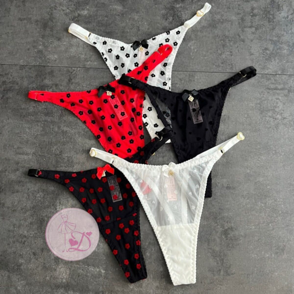 String Q8551